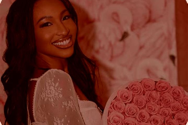 Rose, 20 — Escort in New Berlinville, United States