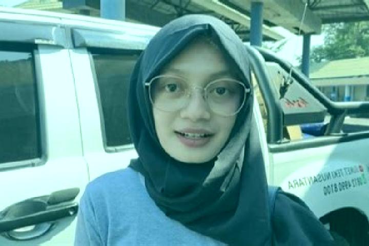 Rose, 20 — Escort in Sampung, Indonesia