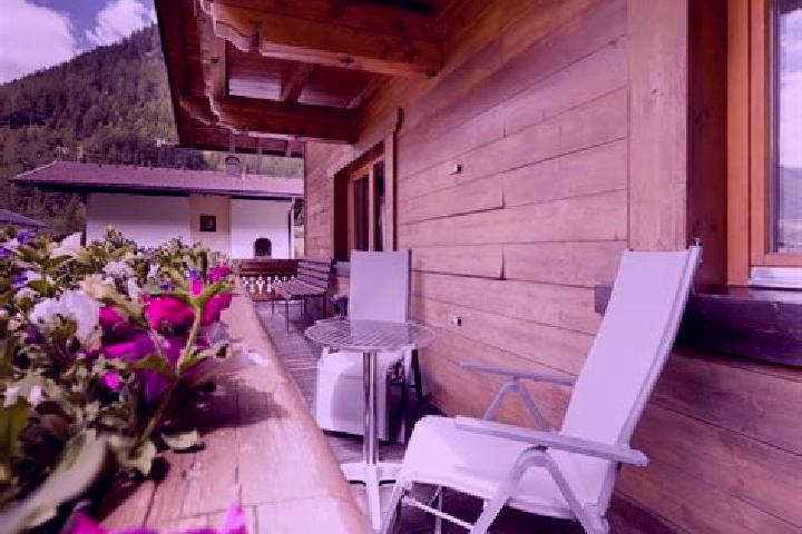 Rose, 20 — Escort in Soelden, Austria