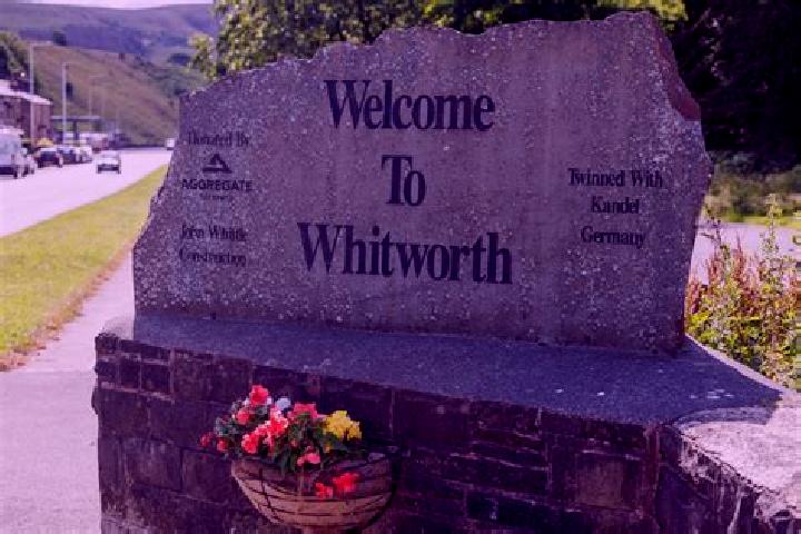 Rose, 20 — Escort in Whitworth, United Kingdom