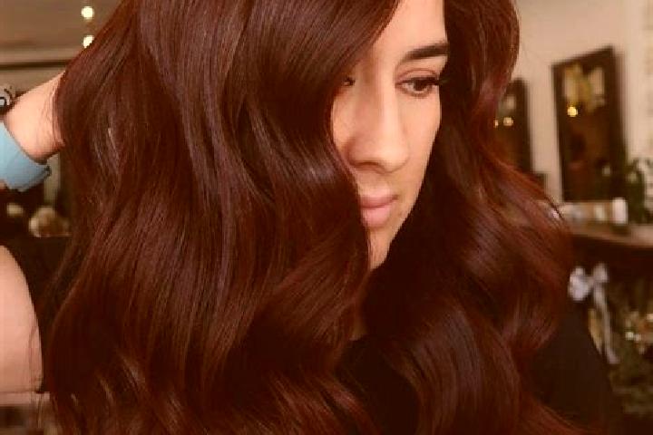 Rose, 21, a auburn dark-eyed mixed companion based in Blijham. Offering GFE, Couples, Dinner Date, Domination, A-Level. Available for incall and outcall, ove...