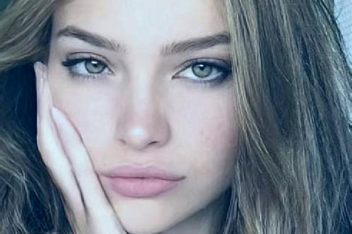 Rose, 21, a blonde hazel-eyed latina companion based in Panet. Offering Couples, Prostate Massage, Party Girl. Available for incall and outcall, day and even...