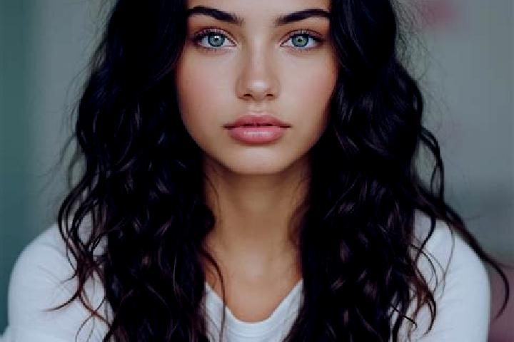 Rose, 21, a brunette amber-eyed mediterranean companion based in Cogua. Offering Prostate Massage, A-Level, Tantra, Striptease. Available for incall and outc...