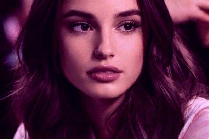 Rose, 21, a brunette brown-eyed caribbean companion based in Kuehrstedt. Offering A-Level, GFE, Duos. Available for incall and outcall, day and evening dates.
