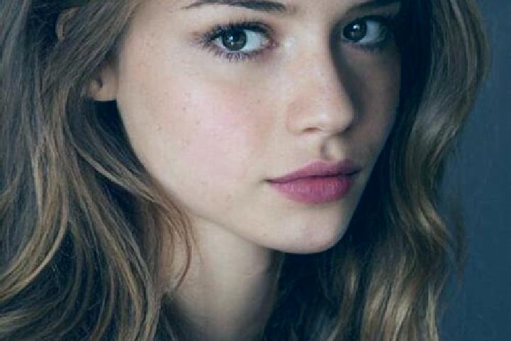 Rose, 21, a chestnut blue-eyed latina companion based in Skottsund. Offering OWO, Prostate Massage, Domination, Erotic Massage, A-Level. Available for incall...