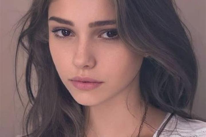 Rose, 21, a chestnut dark-eyed slavic companion based in Blountstown. Offering Duos, Roleplay, Deep French Kissing. Available for incall and outcall, day and...