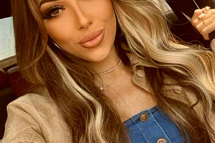 Rose, 21, a dark blonde brown-eyed middle eastern companion based in Baruth. Offering Roleplay, CIM, Girlfriend Experience, Domination, Tantra. Available for...