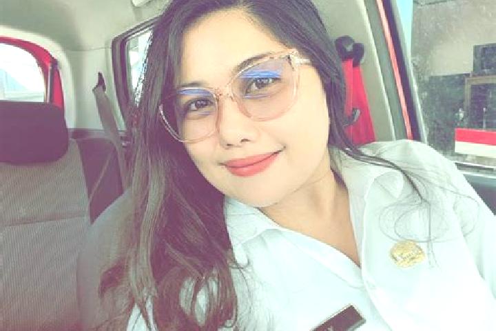 Rose, 21 — Escort in Beo, Indonesia