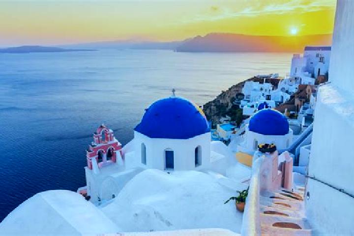 Rose, 21 — Escort in Loudias, Greece
