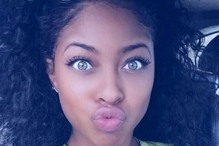 Rose, 22, a black green-eyed ebony companion based in Usson-du-Poitou. Offering GFE, Couples. Available for incall and outcall, day and evening dates.