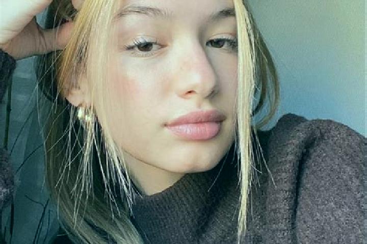Rose, 22, a blonde brown-eyed asian companion based in Langnau / Langnau (Dorf). Offering 69, Fetish, CIM. Available for incall and outcall, overnight bookin...