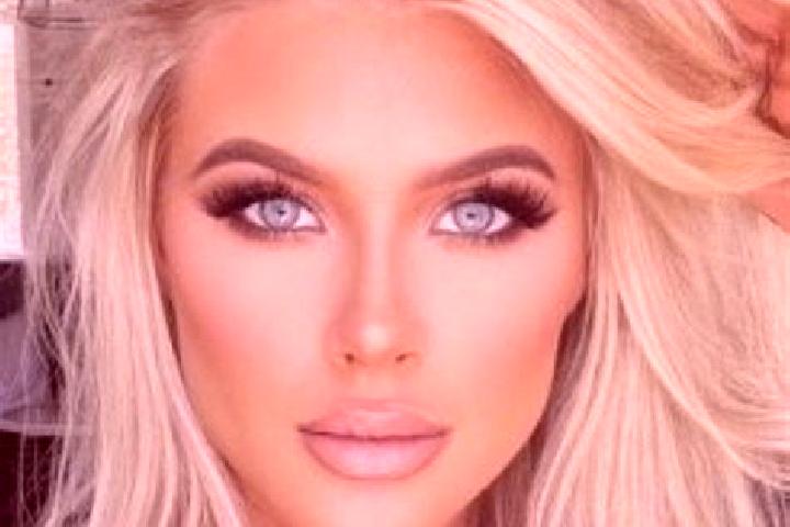Rose, 22, a platinum blonde hazel-eyed ebony companion based in Atotonilco el Bajo. Offering A-Level, Erotic Massage, Party Girl. Available for incall and ou...