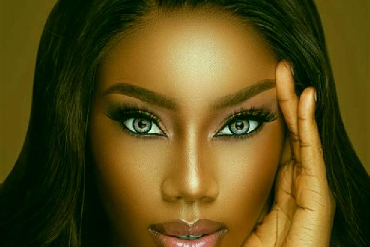 Rose, 22, a red blue-eyed ebony companion based in Mogliano. Offering Couples, 69, Girlfriend Experience, Prostate Massage, Roleplay. Available for incall an...