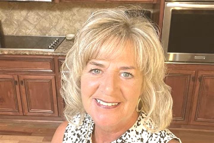 Rose, 22 — Escort in Blairs, United States