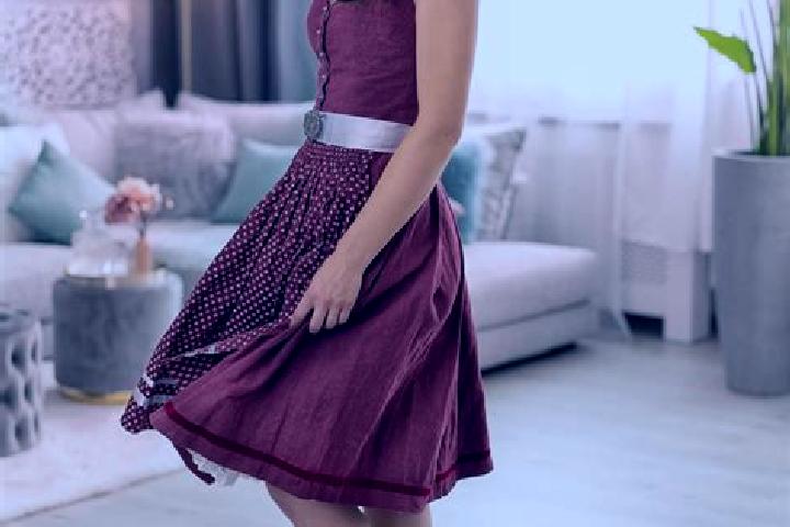 Rose, 22 — Escort in Caours, France