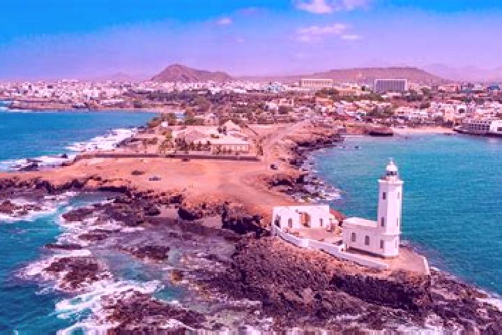 Rose, 22 — Escort in Figueiral, Cape Verde