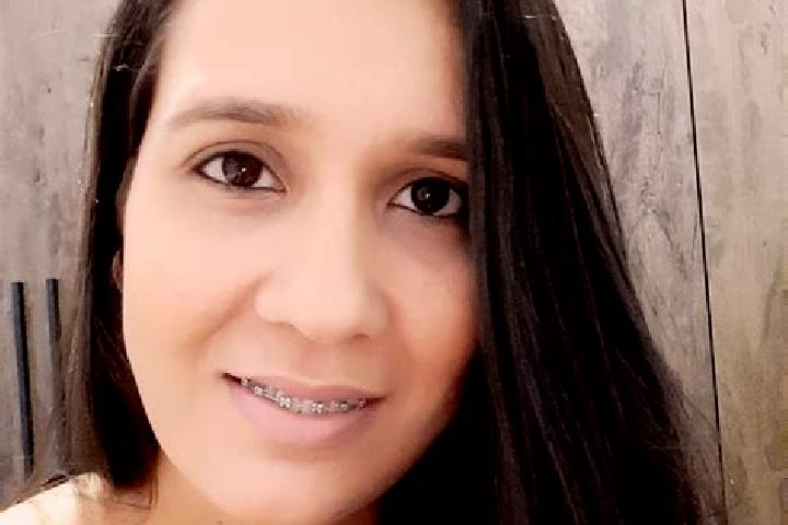 Rose, 22 — Escort in Jequitai, Brazil
