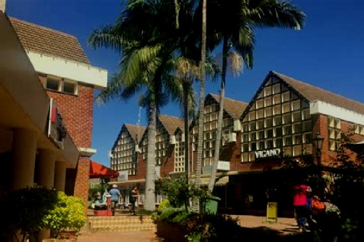 Rose, 22 — Escort in Lalapanzi, Zimbabwe