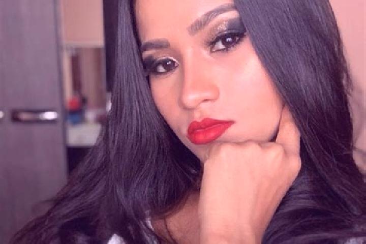 Rose, 22 — Escort in Marliana, Italy