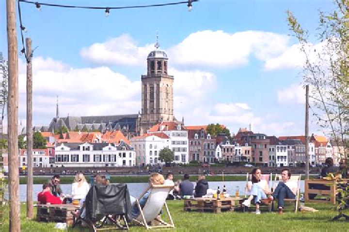 Rose, 22 — Escort in Wilp, Netherlands