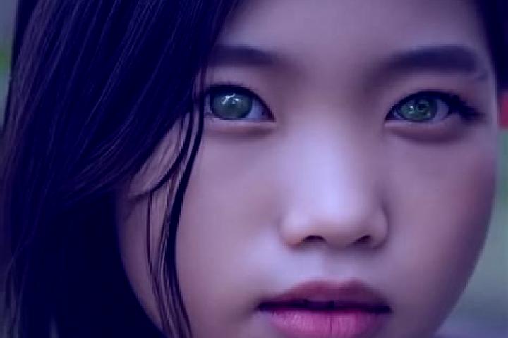 Rose, 23, a black green-eyed asian companion based in Flavion. Offering Girlfriend Experience, GFE, Striptease. Available for incall and outcall, overnight b...