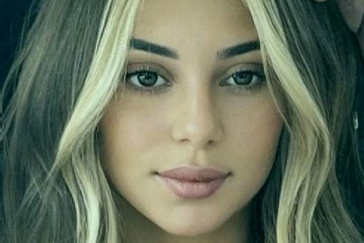Rose, 23, a blonde brown-eyed indian companion based in Horsmonden. Offering Girlfriend Experience, OWO, Domination. Available for incall and outcall, day an...