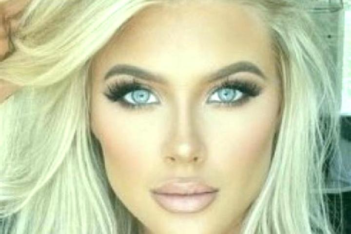 Rose, 23, a platinum blonde dark-eyed caucasian companion based in Lyantor. Offering A-Level, Deep French Kissing, Couples, Erotic Massage. Available for inc...