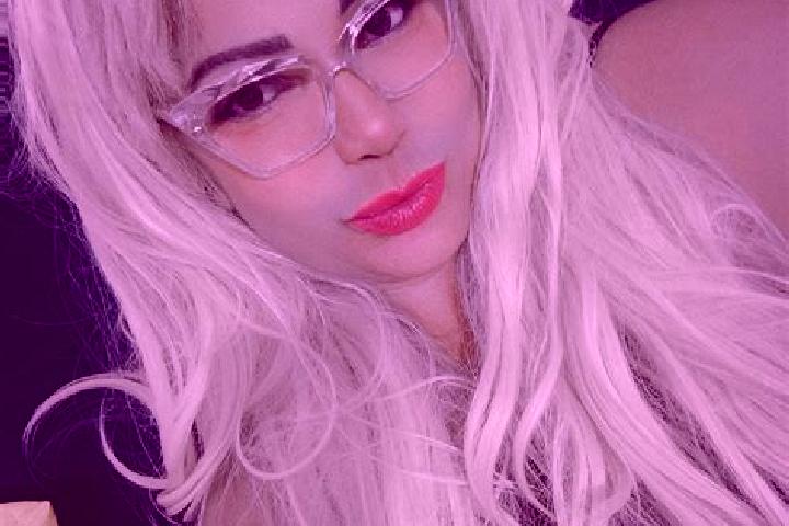 Rose, 23 — Escort in Esplanada, Brazil