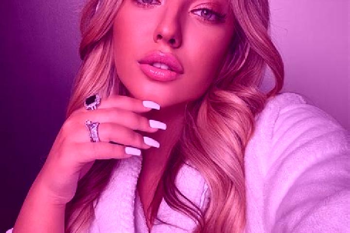 Rose, 23 — Escort in Tolochin, Belarus