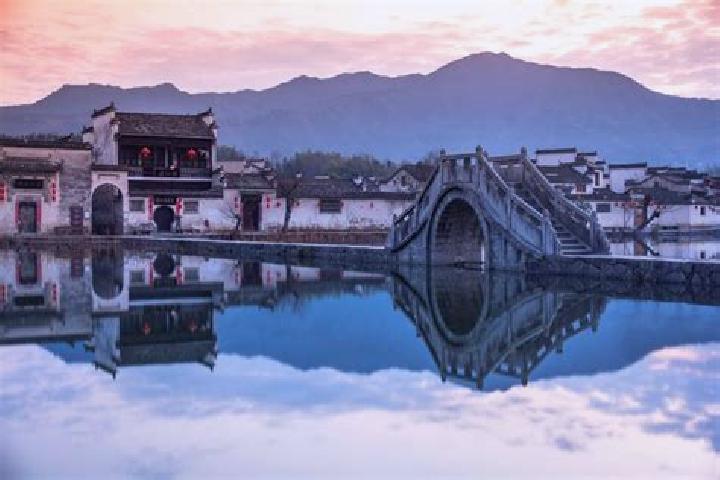 Rose, 23 — Escort in Xidi, China