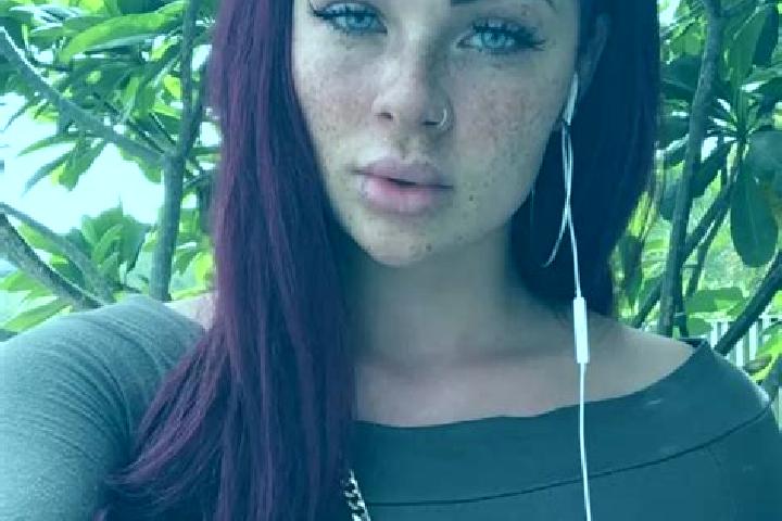 Rose, 24, a auburn amber-eyed caribbean companion based in Santa Rosa do Tocantins. Offering BDSM, Massage, Travel Companion, Domination. Available for incal...