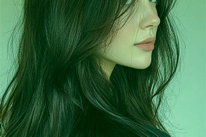 Rose, 24, a auburn brown-eyed asian companion based in Zangberg. Offering GFE, Couples, BDSM, 69, OWO. Available for incall and outcall, day and evening dates.