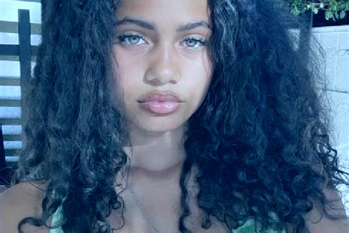 Rose, 24, a black green-eyed mixed companion based in North Haven Upper. Offering Travel Companion, Massage, 69, OWO. Available for incall and outcall, overn...