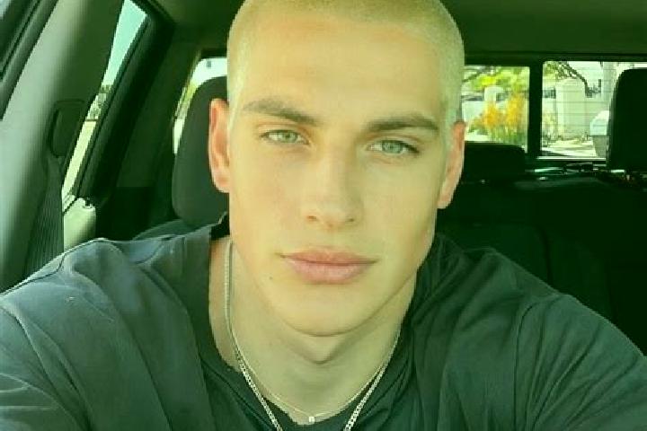 Rose, 24, a dark blonde grey-eyed slavic companion based in Brakpan. Offering Domination, OWO, Prostate Massage. Available for incall and outcall, day and ev...
