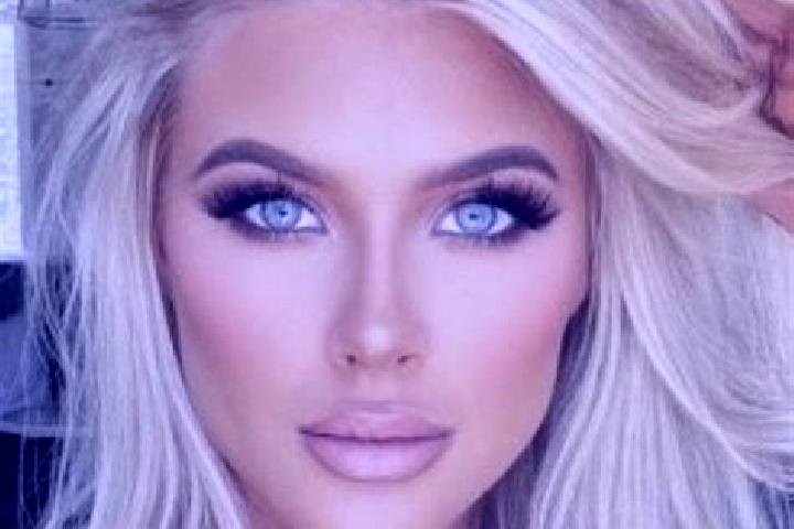Rose, 24, a platinum blonde grey-eyed latina companion based in O Connor. Offering Couples, Dinner Date, Duos. Available for incall and outcall, overnight bo...