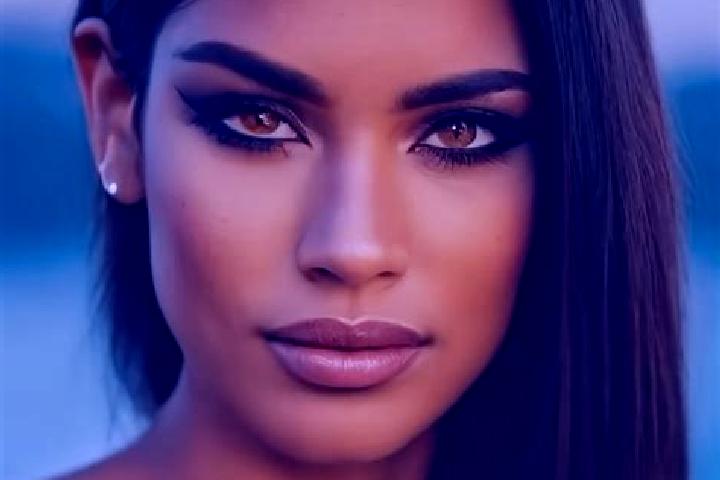 Rose, 24, a red brown-eyed latina companion based in Beendorf. Offering Party Girl, GFE, Couples. Available for incall and outcall, overnight bookings availa...