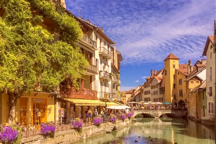 Rose, 24 — Escort in Boesse, France
