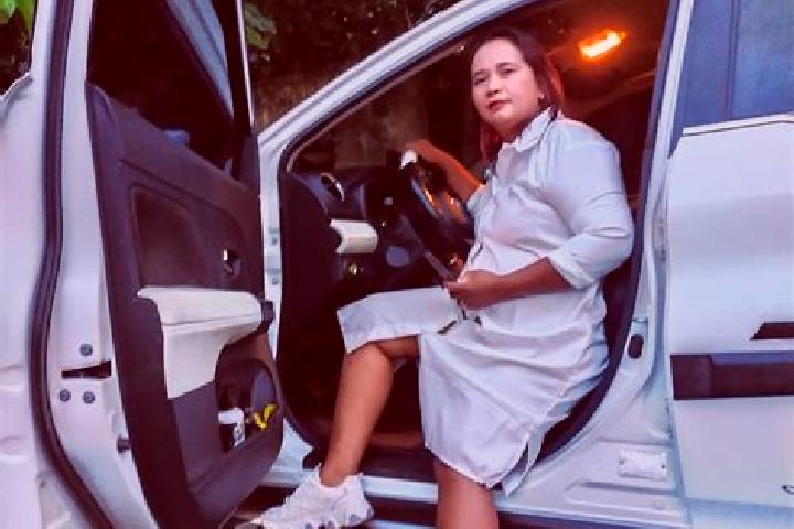 Rose, 24 — Escort in Ekasapta, Indonesia