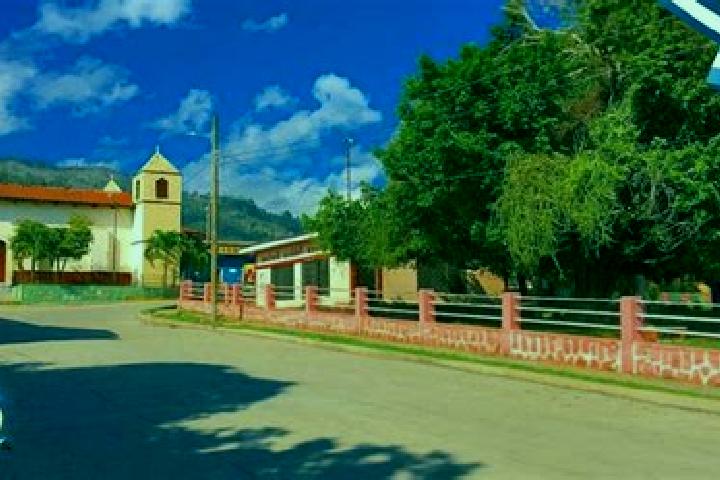 Rose, 24 — Escort in El Porvenir, Honduras