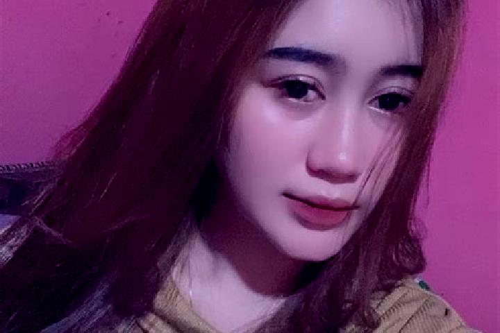Rose, 24 — Escort in Mantingan, Indonesia