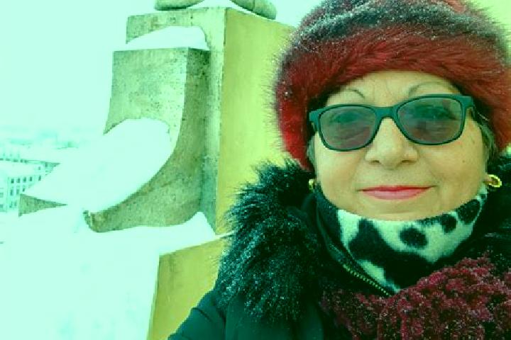 Rose, 24 — Escort in Spinus, Romania