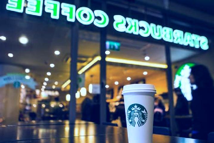 Rose, 24 — Escort in Starbuck, United States