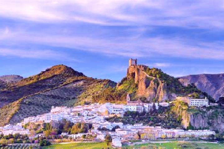 Rose, 24 — Escort in Villafranca de la Sierra, Spain