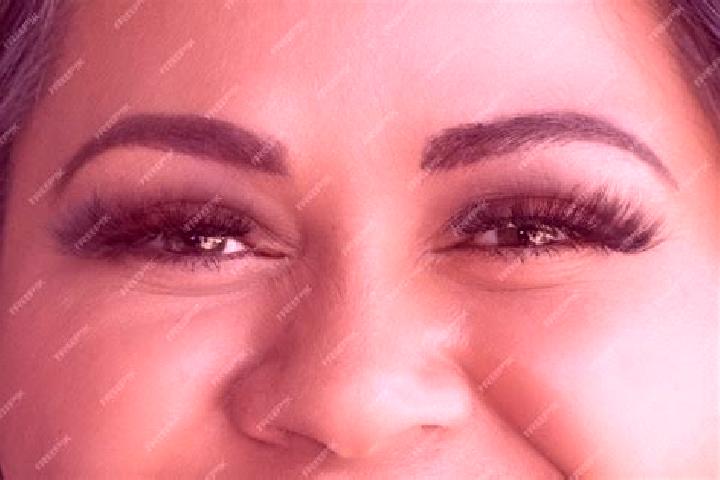 Rose, 25, a black green-eyed latina companion based in Jambesari. Offering GFE, Massage, Duos. Available for incall and outcall, day and evening dates.