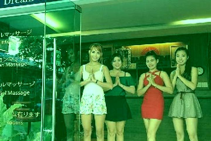 Rose, 25, a black green-eyed latina companion based in Ma Tau Wai. Offering Deep French Kissing, Couples, Striptease, CIM, Roleplay. Available for incall and...