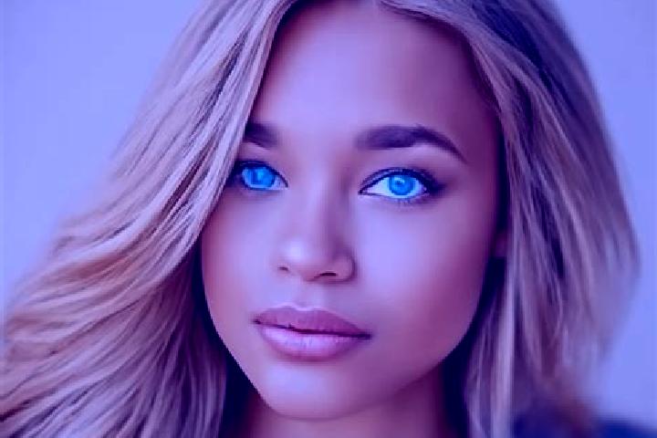 Rose, 25, a blonde blue-eyed latina companion based in Anschau. Offering Overnight, Fetish, Roleplay. Available for incall and outcall, day and evening dates.