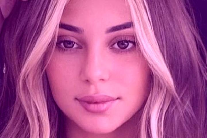Rose, 25, a blonde brown-eyed asian companion based in Calvisson. Offering Roleplay, Duos, Girlfriend Experience. Available for incall and outcall, day and e...