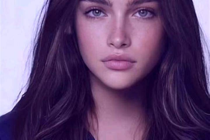 Rose, 25, a brunette blue-eyed european companion based in Quicunzo. Offering Massage, Roleplay, Deep French Kissing, Couples. Available for incall and outca...