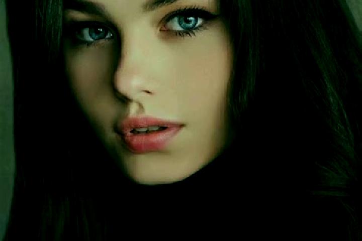 Rose, 25, a brunette dark-eyed caucasian companion based in Malyye Derbety. Offering BDSM, Fetish, Domination. Available for incall and outcall, day and even...
