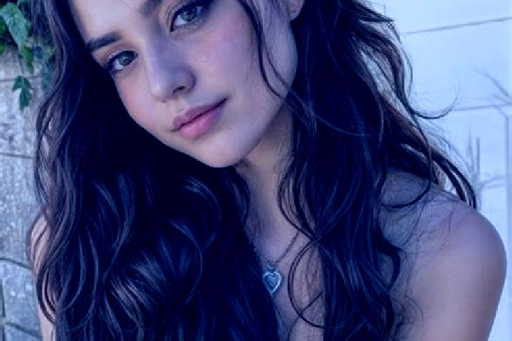 Rose, 25, a brunette hazel-eyed asian companion based in Wilstedt. Offering A-Level, Couples, Dinner Date, Party Girl, Overnight. Available for incall and ou...
